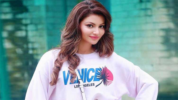 Rs10m for a minute - Urwashi Rautela makes it big