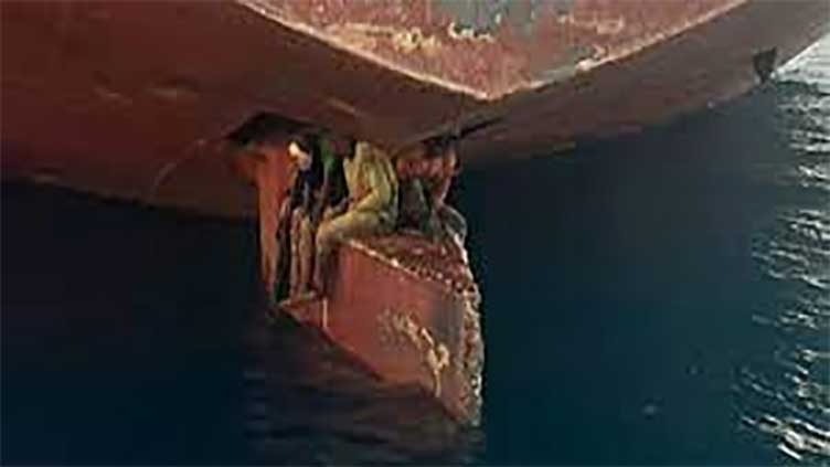 Spanish coastguard rescues two Nigerian migrants from ship's rudder