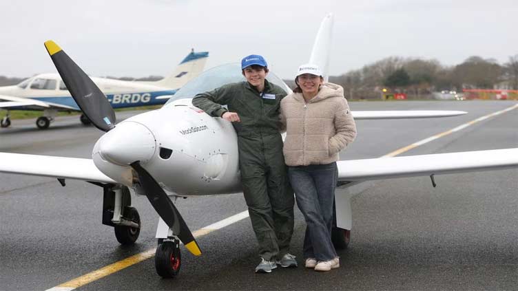 Sibling around-the-world aviators set another youth record