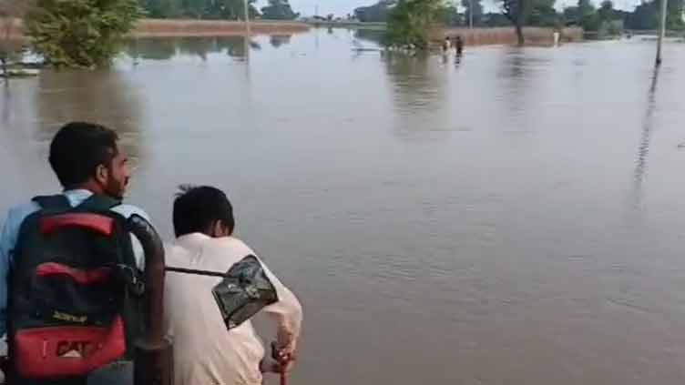 In high flood at Ganda Singh Wala, Sutlej inundates settlements