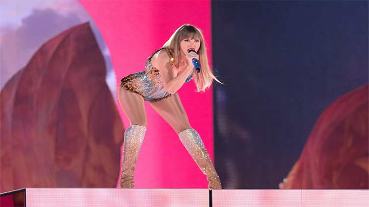 Hot Tour Summer sees Taylor, Beyonce eye $1bn mark