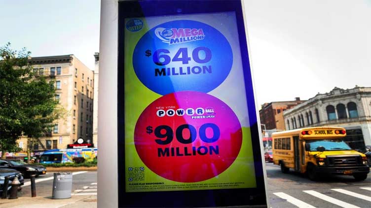 US Powerball jackpot hits $1 billion