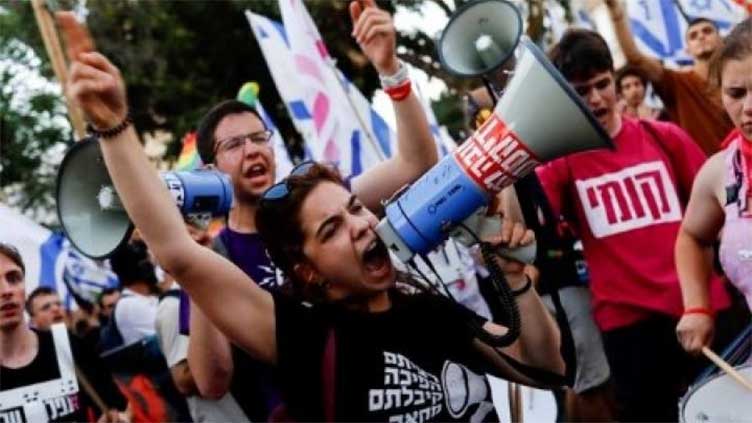 Israeli air force reservists threaten to stop volunteering over judicial overhaul