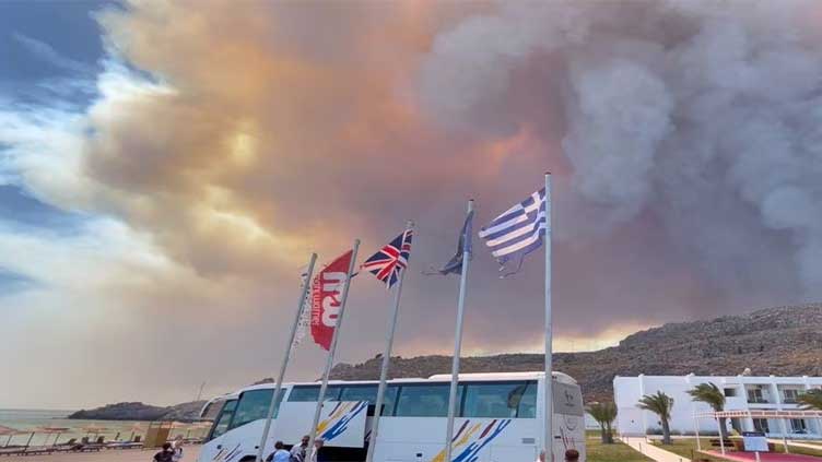 Wildfire on Greek island of Rhodes forces hundreds to evacuate