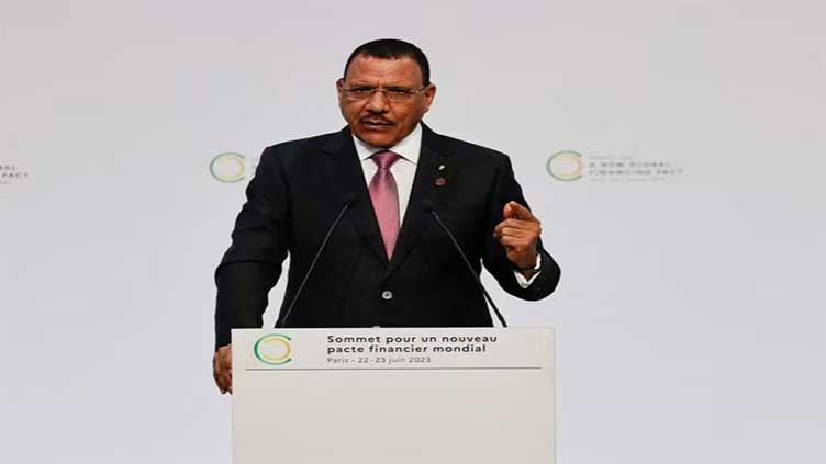 Niger president held by guards, prompting regional fears of attempted coup