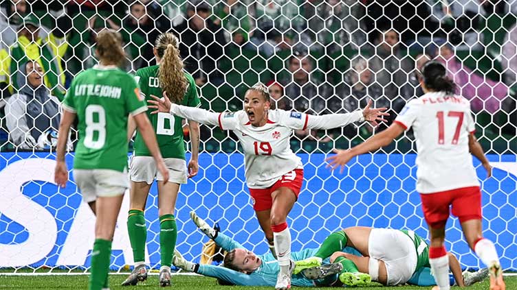 Canada find their feet in 2-1 win over gutsy Ireland