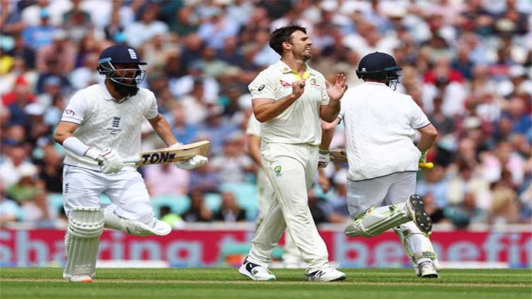 Australia edge opening day after England's Brook misses century