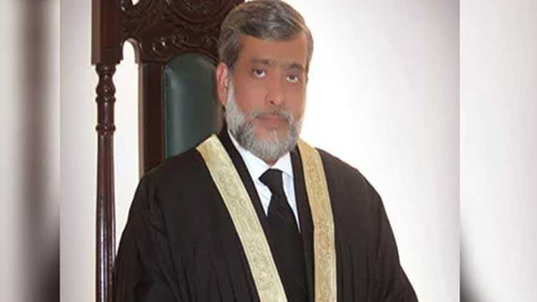 Justice Iqbal Hameedur Rahman sworn in as Federal Shariat Court CJ