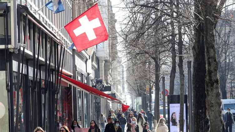 Cash is still king in Switzerland despite rising mobile app use