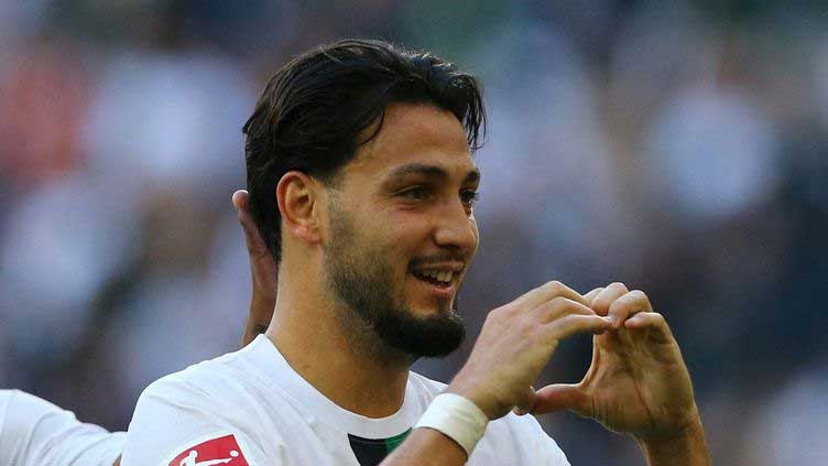 Algeria defender Bensebaini joins Dortmund on free transfer