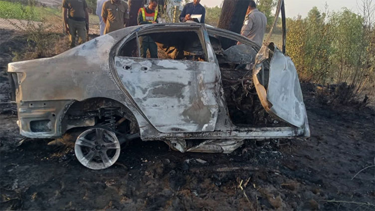 Pindi Bhattian: Five burnt alive as car catches fire after accident