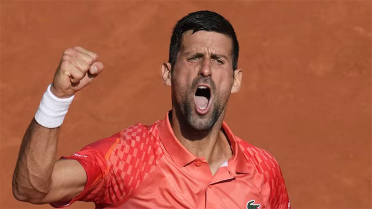 Djokovic closes on Major 23 as Alcaraz breaks down, faces Ruud in final