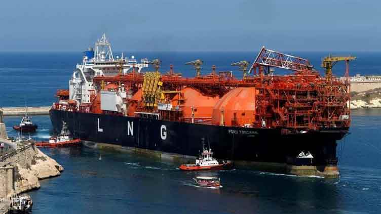 Pakistan seeks spot LNG cargoes for first time in nearly a year
