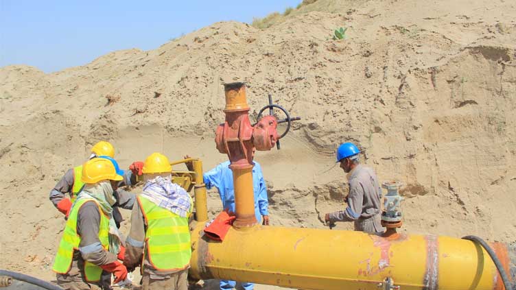 Wali gas field supply injected into SNGPL's network
