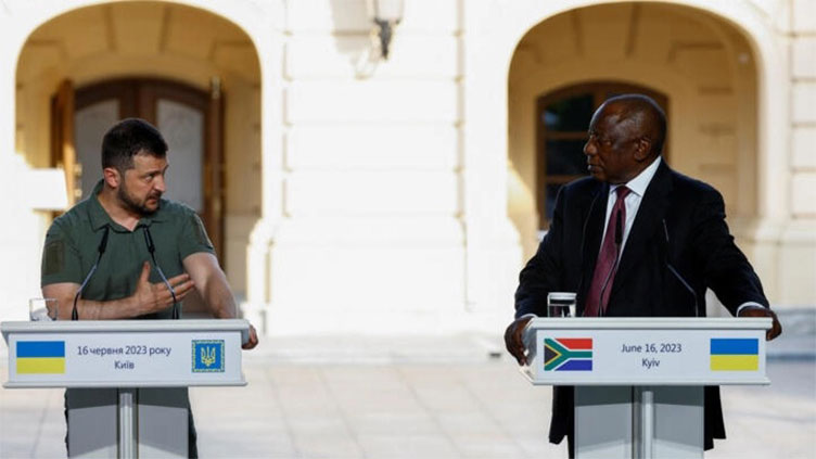 In Kyiv, South African leader urges Russia and Ukraine to de-escalate