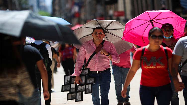 Eight people die in Mexico heatwave