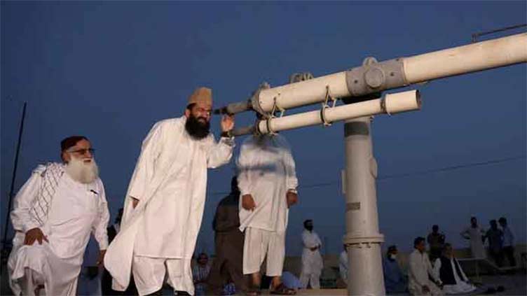 Zilhaj moon brings Eid tidings in Pakistan