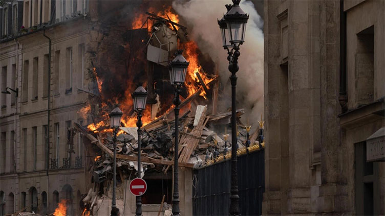 Paris blast: At least 37 hurt, sniffer dogs pick up scent under rubble