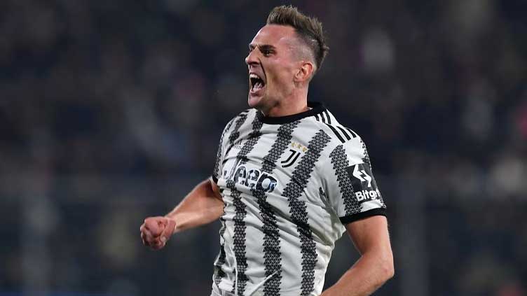 Juventus complete permanent signing of Milik from Marseille