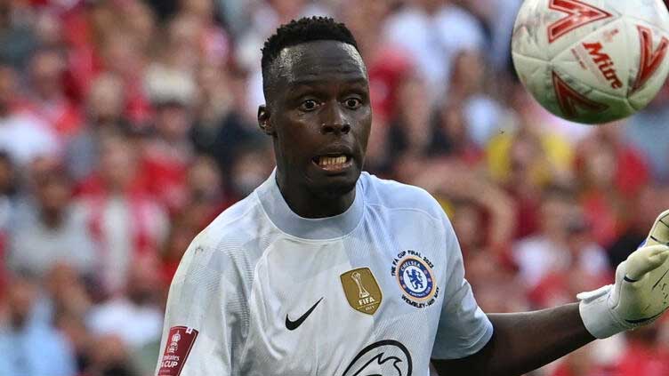 Chelsea keeper Mendy becomes latest Saudi signing