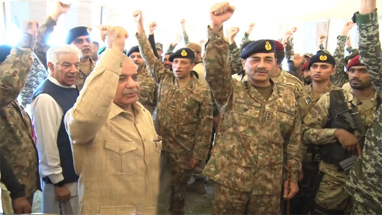 PM, army chief, top cabinet members offer Eid prayers in Parachinar