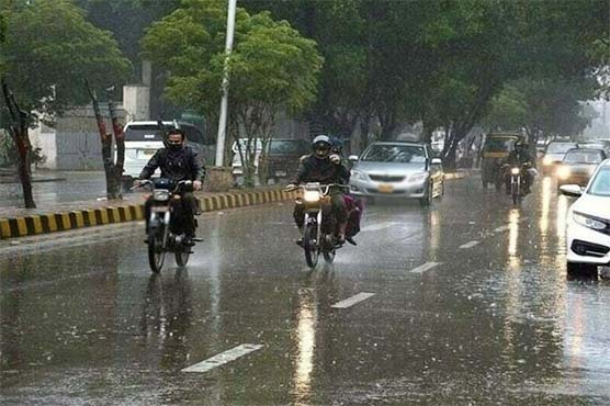 عید کے دوسرے روز پنجاب کے مختلف شہروں میں بارش سے موسم خوشگوار