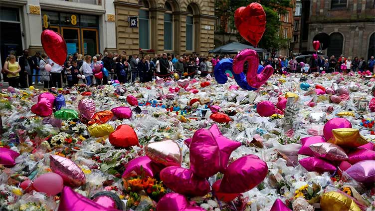 MI5 missed chance to prevent concert attack, UK inquiry says