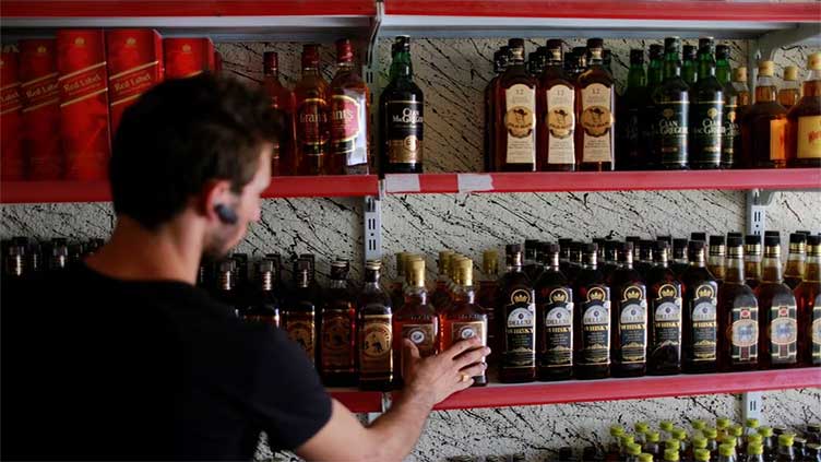 Iraq starts enforcing 2016 ban on alcoholic beverages -document