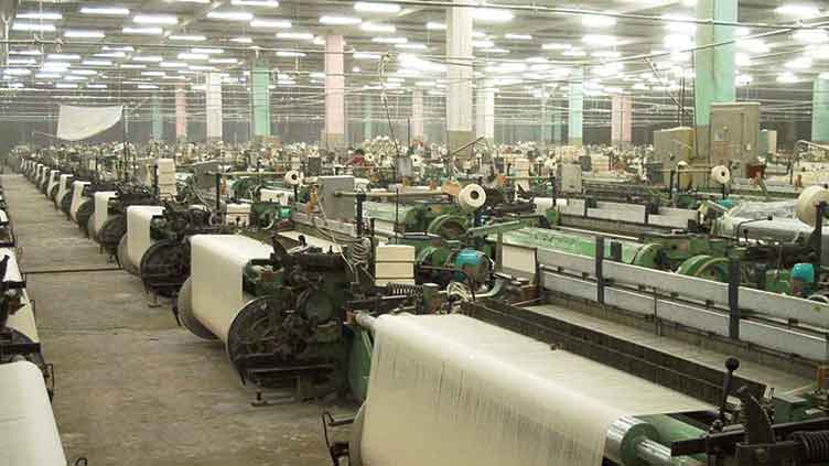 Pakistan's textile exports plummet 28pc in Feb