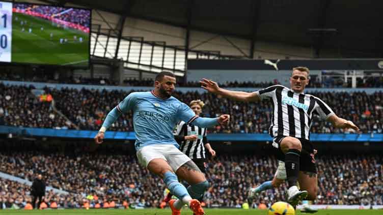 Man City's Walker faces indecent exposure investigation