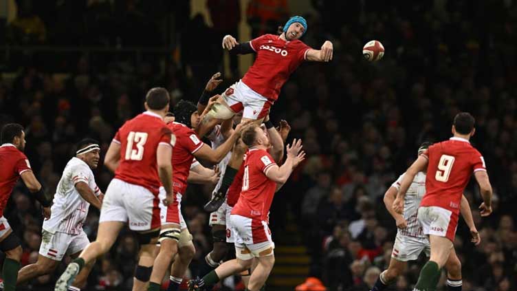 Strike threat 'split' Wales Six Nations squad, says Gatland