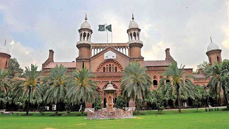 LHC orders govt to submit details of Toshakhana gifts since 1947