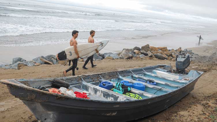 Eight killed after two boats capsize off California shore