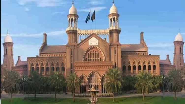 PTI moves LHC for Imran's protective bail as arrest looms closer