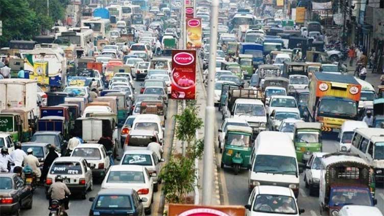 Lahore's gridlocks put motorists on trial