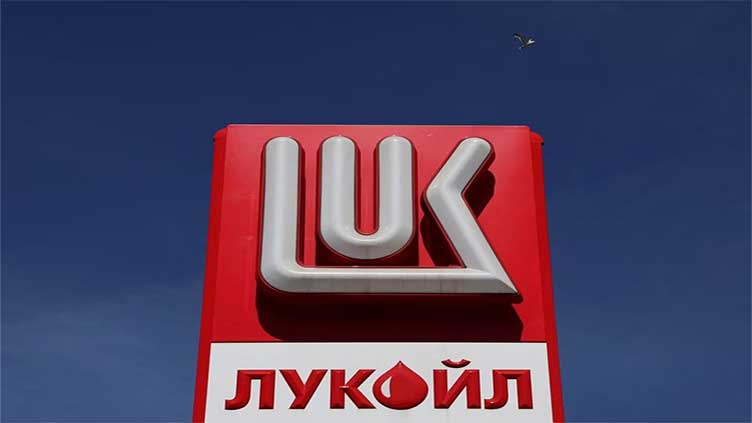 Russia's Lukoil and Italy's Eni win energy rights in offshore Congo project