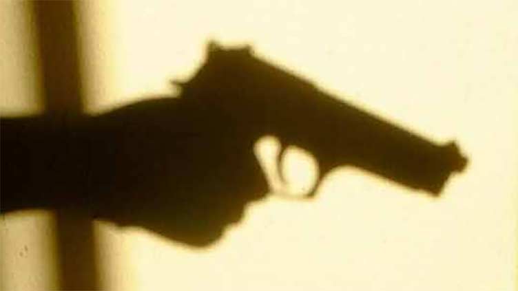 Robber shot dead by security guard in Karachi 