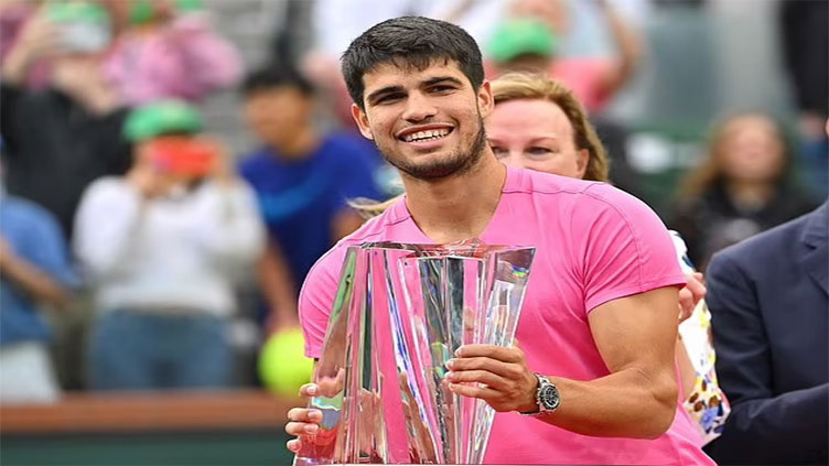 Alcaraz routs Medvedev in Indian Wells final, reclaims No. 1 ranking