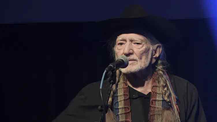 Willie Nelson honored with Texas educational endowment