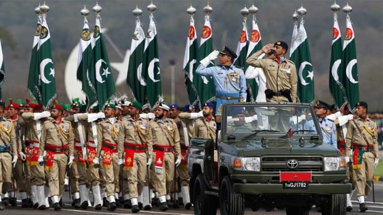 No Pakistan Day Parade this year, says Aiwan-e-Sadr