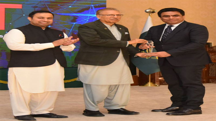 President Alvi lauds BizNet's aim to train 1,000 women as game developers