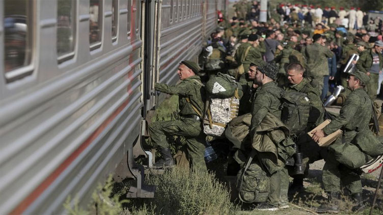 Russia to recruit 400,000 more contract warriors as Ukraine war prolongs