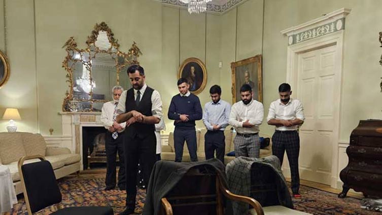 Scotland First Minister Humza Yousaf leads family Ramadan prayers