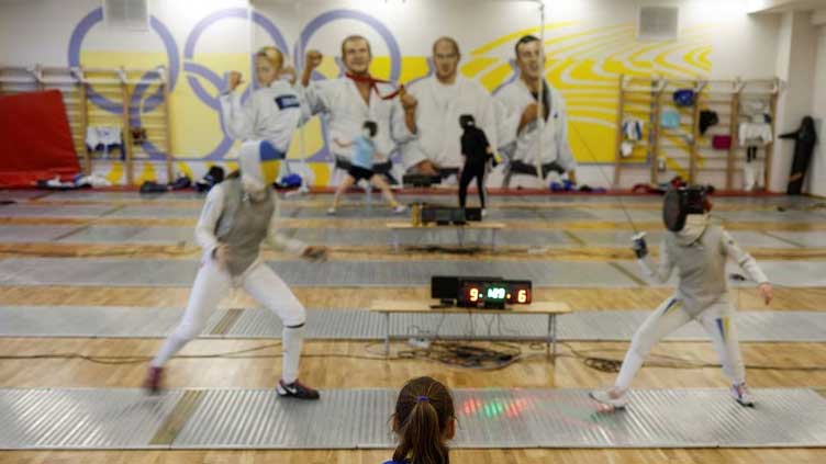 Ukraine fencers unite behind federation's boycott call