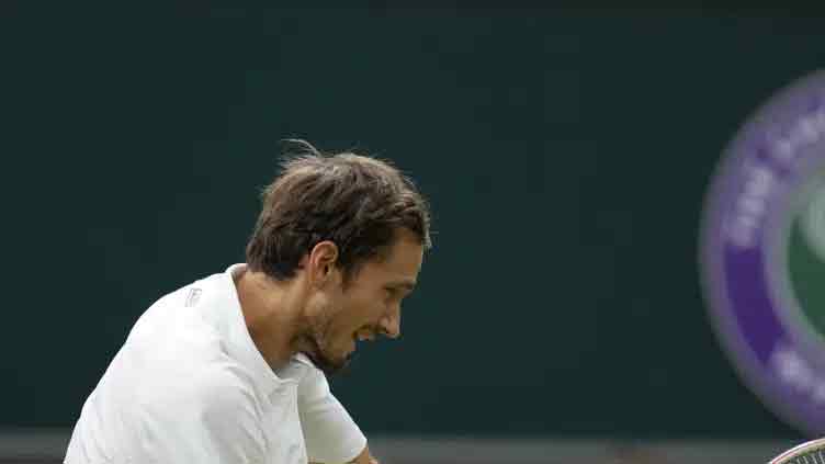 Wimbledon drops ban on Russians, lets them play as neutrals