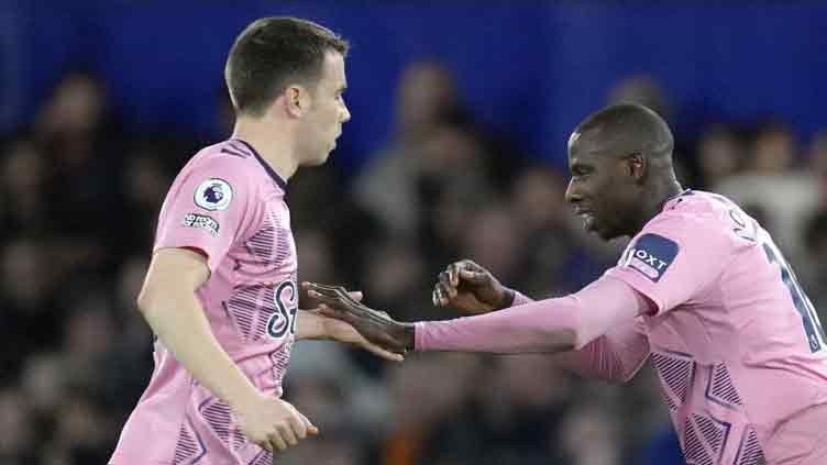 Crowded field hopes to avoid Premier League relegation