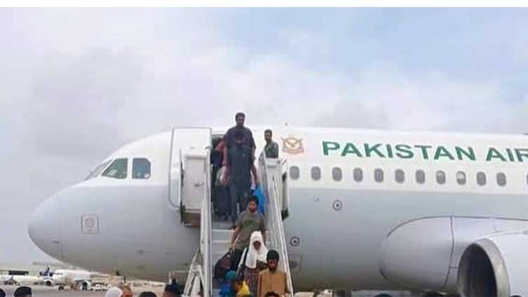 93 stranded Pakistanis from Sudan arrive Islamabad