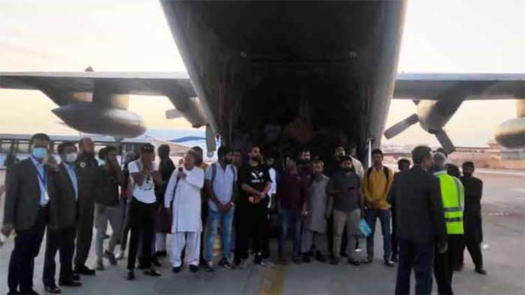 FO says Pakistanis stranded in Sudan will come home within 48 hours
