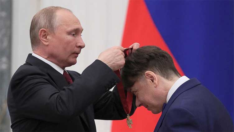 Valentin Yudashkin, Russian designer of dresses and dress uniforms, dies at 59