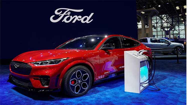 Ford CEO says price cuts in EV market 'a worrying trend'